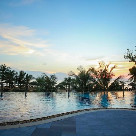 Long Beach Resort Phu Quoc Buitenkant foto