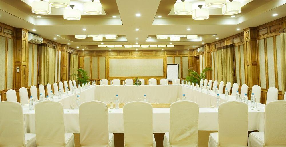 Long Beach Resort Phu Quoc Buitenkant foto