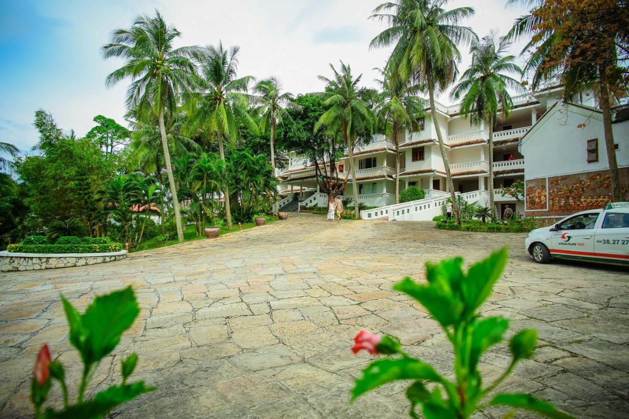 Long Beach Resort Phu Quoc Buitenkant foto