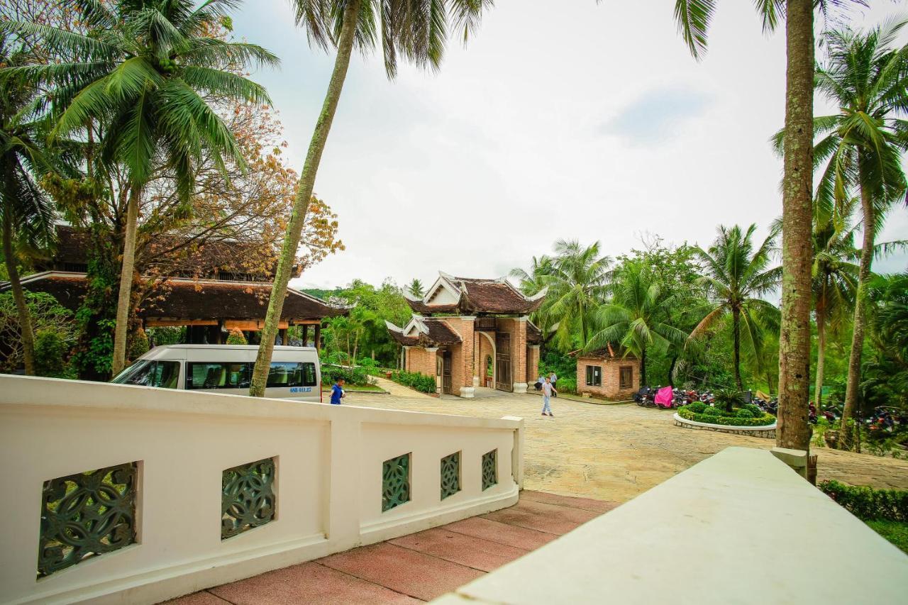 Long Beach Resort Phu Quoc Buitenkant foto